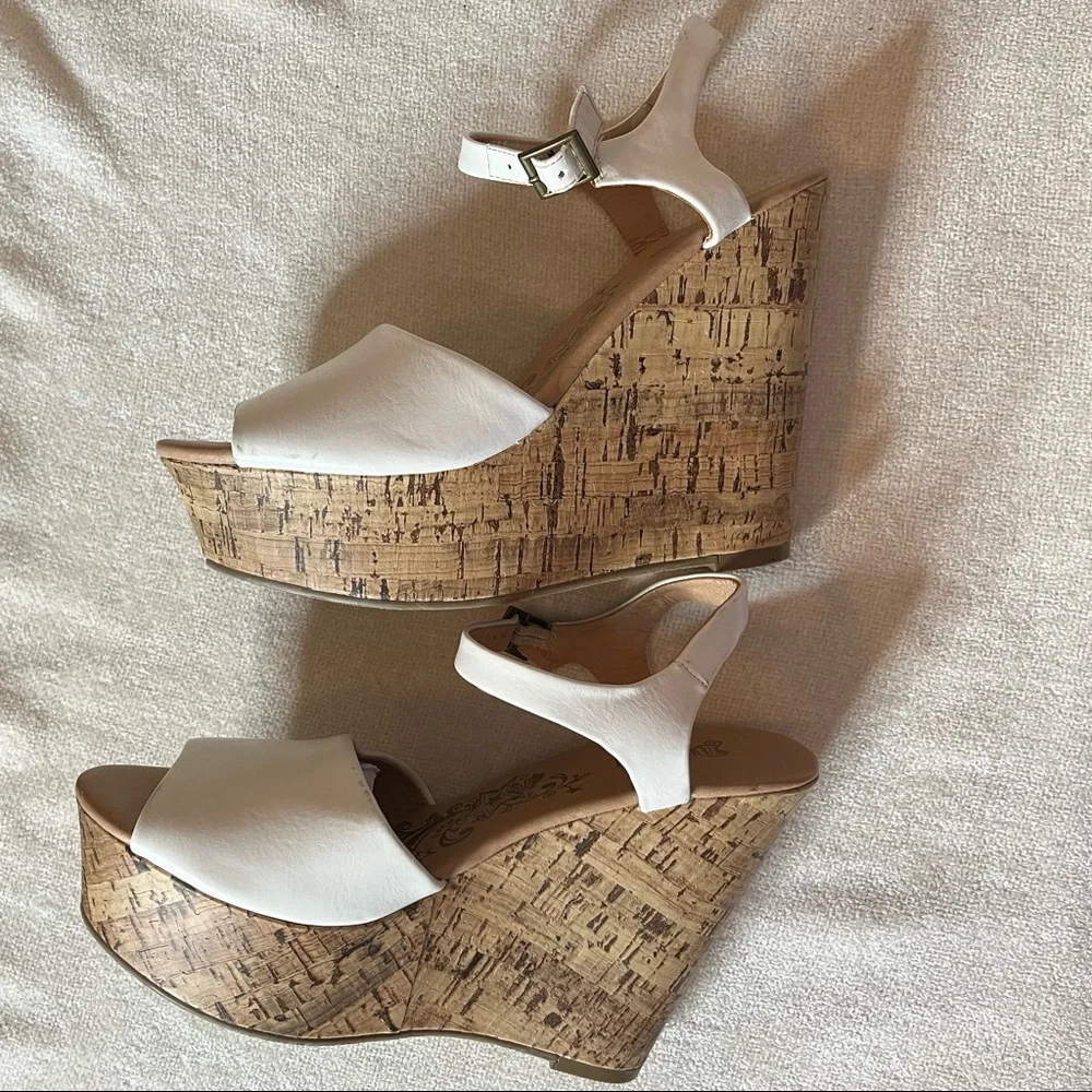 Brash wedges Shoes - Picture 4 of 6